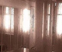 Продам 3 кімнатну квартиру в Киеві біля метро Святошино.