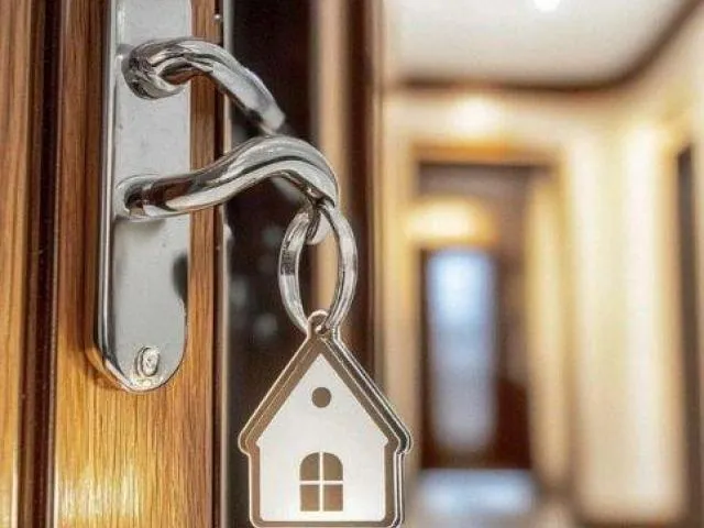 Риелтор продажа  /покупка недвижимости в Киеве