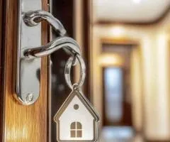 Риелтор продажа  /покупка недвижимости в Киеве