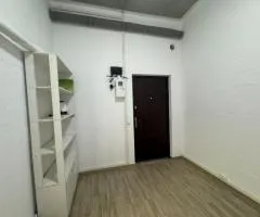 Продаж приміщення 21,6 кв.м в бізнес-центрі, Поділ, Виноградар, вул. Світлицького 35. ТОРГ