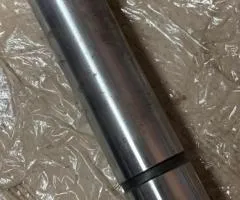Шток до пилки ФРП для повздовжнього розпилювання туш. Новий. Продам.