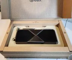 NVIDIA GeForce RTX 5090 Founders Edition FE 32GB
